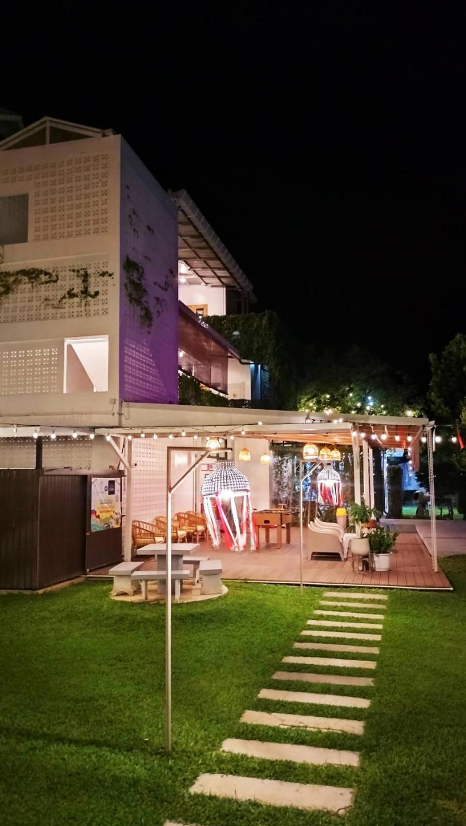 The Modeva Hotel Канчанабури Екстериор снимка